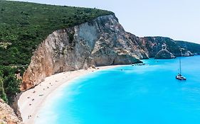 Ameli Apartment , Spacious With Mountain View, Lefkada